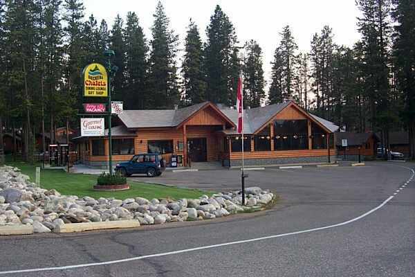  Becker's Roaring River Chalets 